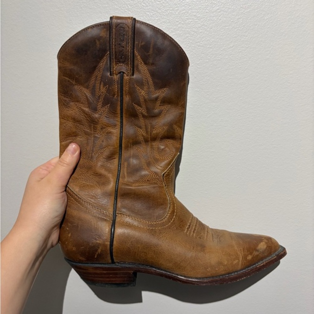 BOULET Stylish Tan Leather Heeled Boots